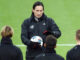 Huấn luyện viên Roger Schmidt